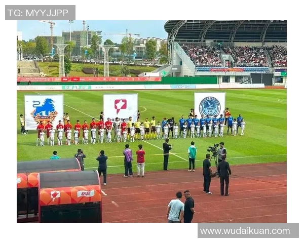 我厂足球：团结拼搏展现团队精神与青春活力的精彩赛事